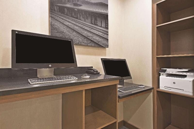 فندق La Quinta By Wyndham Morgantown