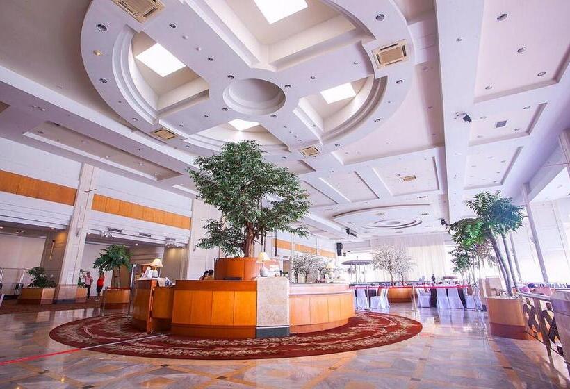 Lee Gardens Plaza Hotel   Sha Plus