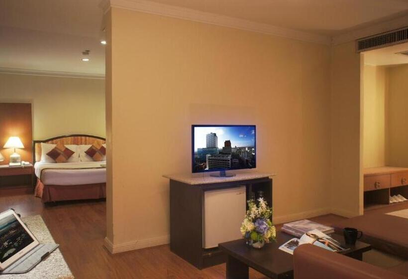 Lee Gardens Plaza Hotel   Sha Plus