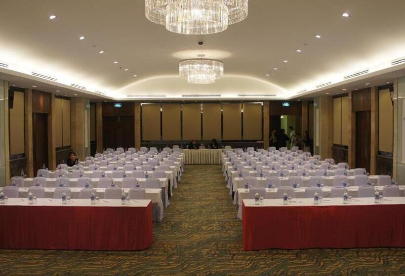 Lee Gardens Plaza Hotel   Sha Plus