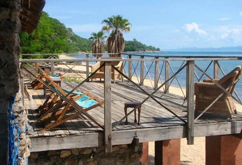 酒店 Nkhudzi Beach Lodge