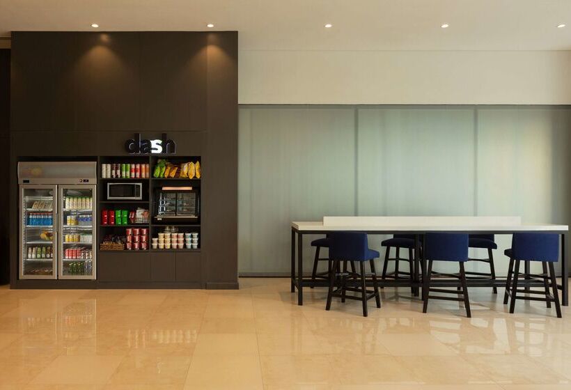 ホテル Park Inn By Radisson Clark