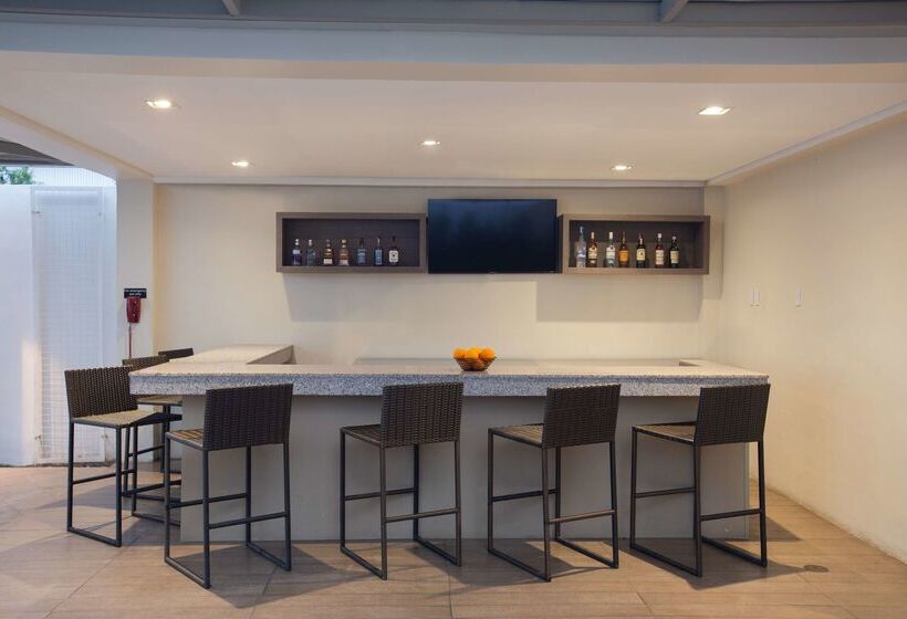 ホテル Park Inn By Radisson Clark