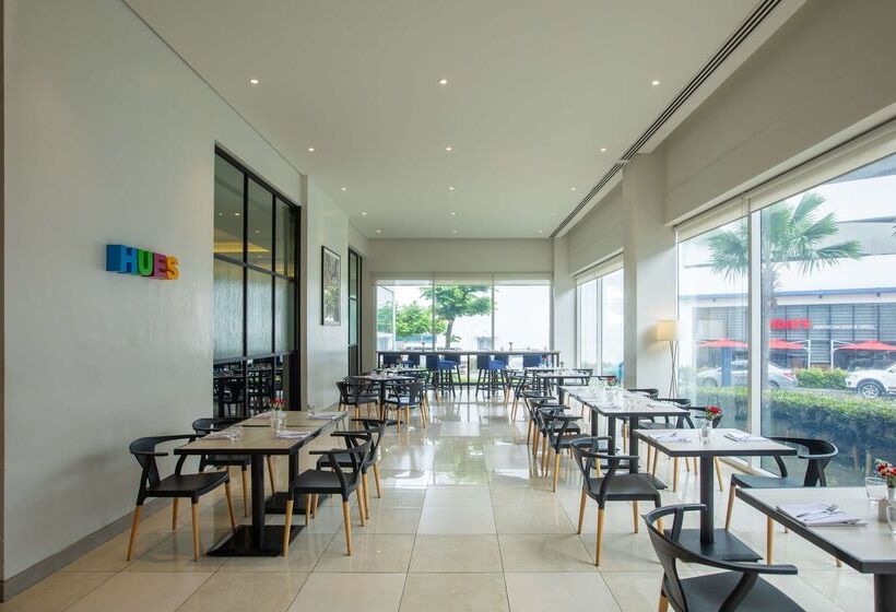 ホテル Park Inn By Radisson Clark