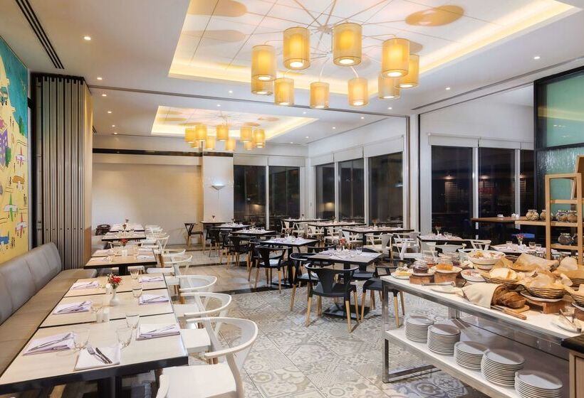 ホテル Park Inn By Radisson Clark