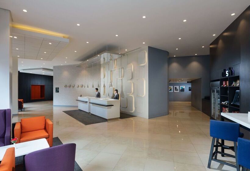 ホテル Park Inn By Radisson Clark