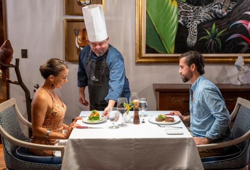 בית מלון כפרי Playa Cativo Lodge