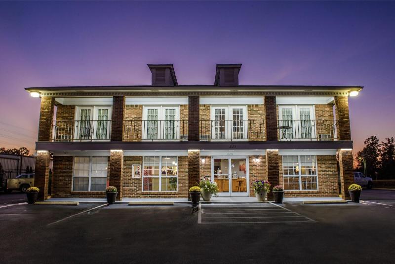 فندق Richland Inn