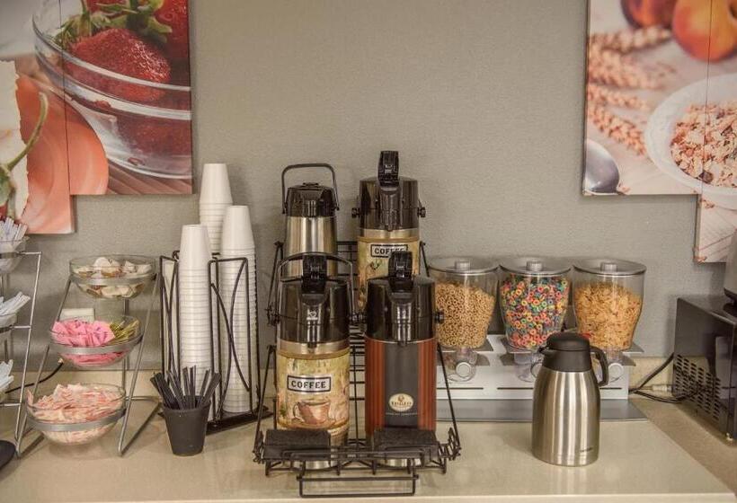 فندق Richland Inn