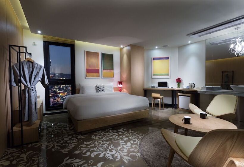 בית מלון כפרי Sienna