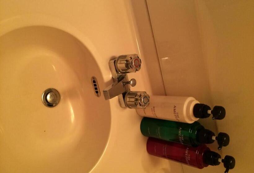 Sky Hotel Uozu Annex