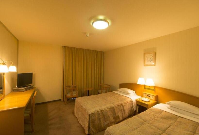 Sky Hotel Uozu Annex