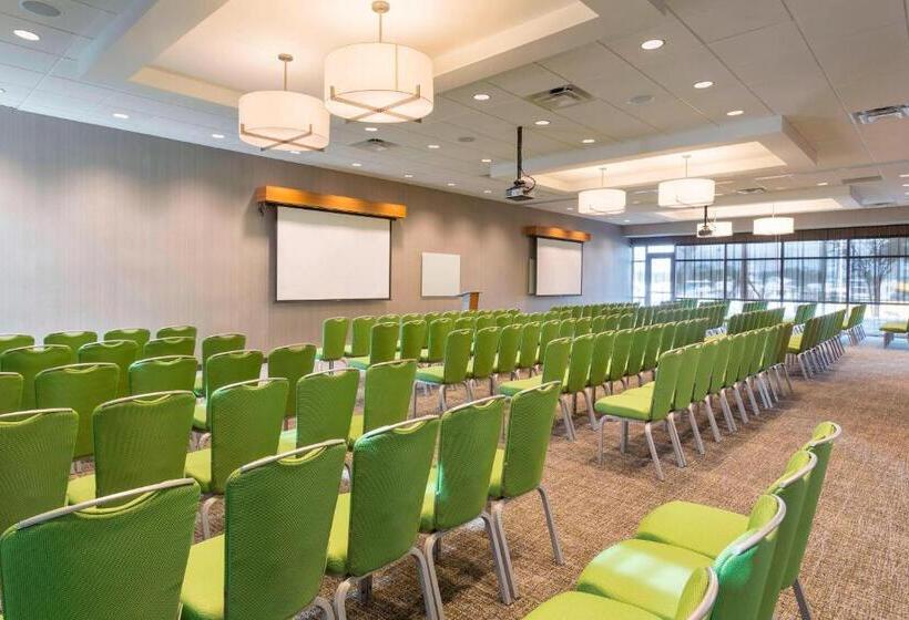 Отель Springhill Suites Orange Beach At The Wharf