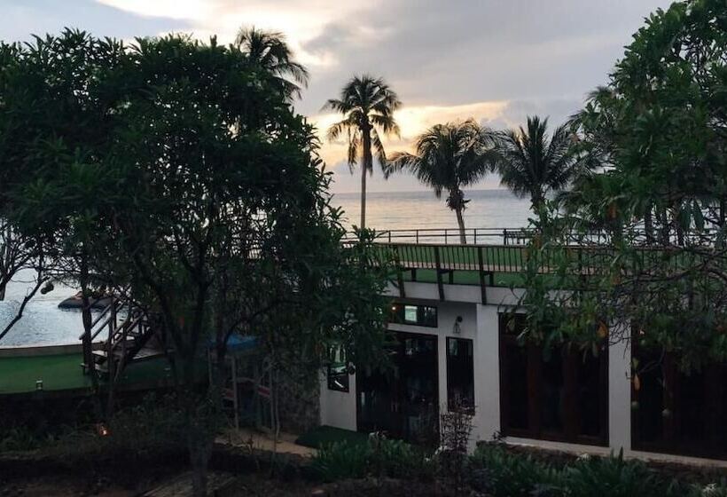 فندق To The Sea The Resort Koh Kood