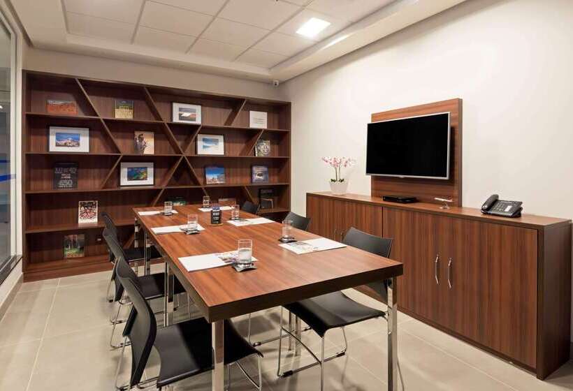 בית מלון כפרי Tryp By Wyndham São Paulo Guarulhos Airport