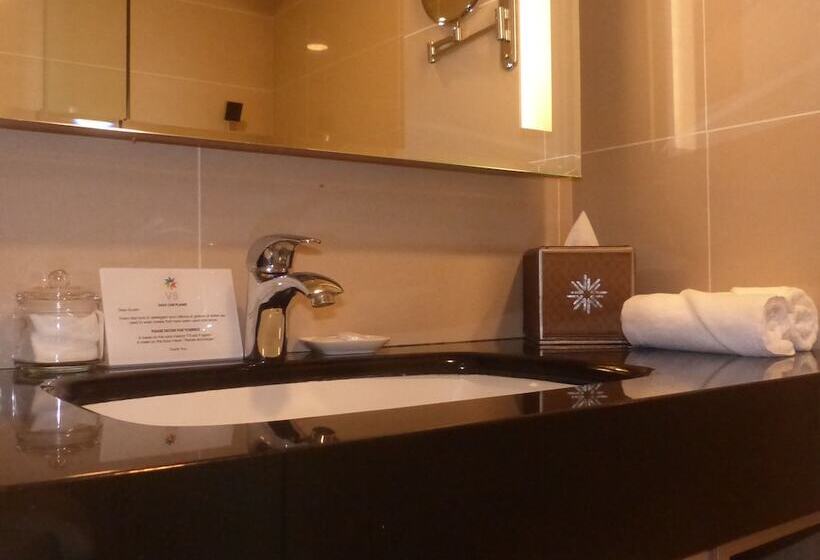 בית מלון כפרי V8