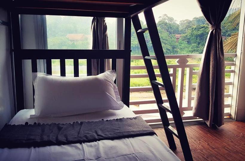 فندق Holiday View Inn Taman Negara