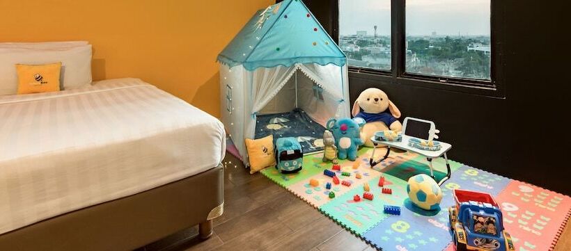 ホテル Yellow Bee Tangerang