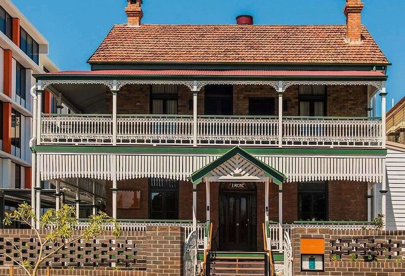 Kennigo Hotel Brisbane, Independent Collection By Evt