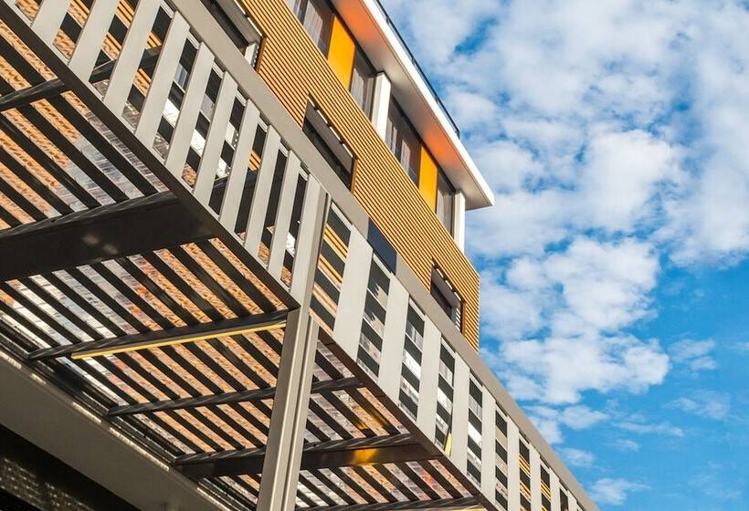 Kennigo Hotel Brisbane, Independent Collection By Evt