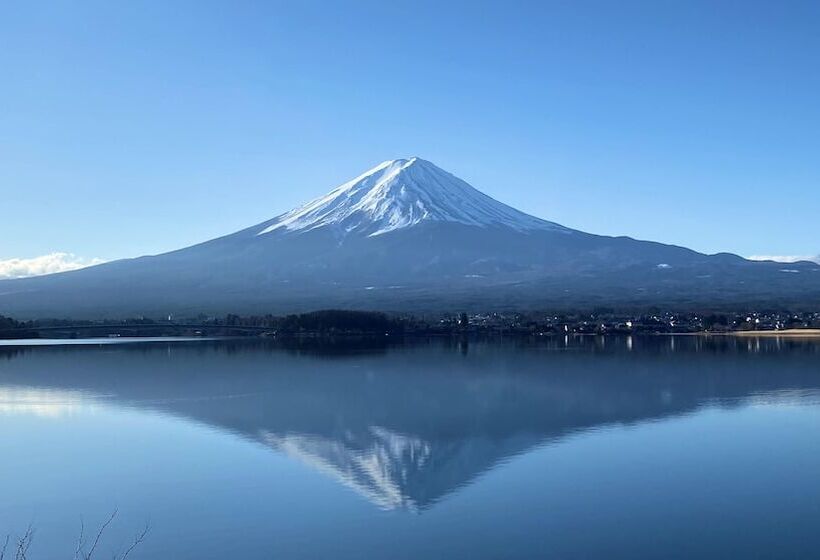 Lake Villa Kawaguchiko