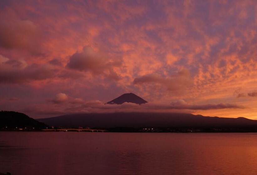 Lake Villa Kawaguchiko