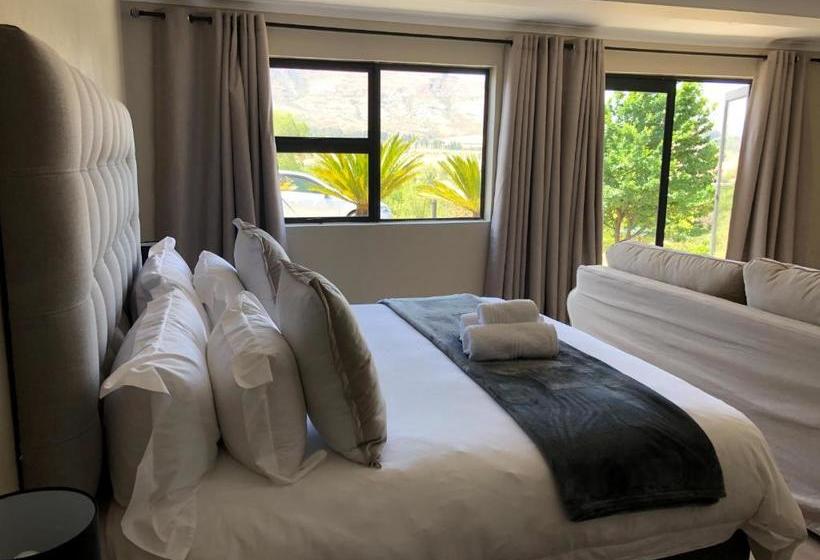 Lola S Self Catering Accommodation