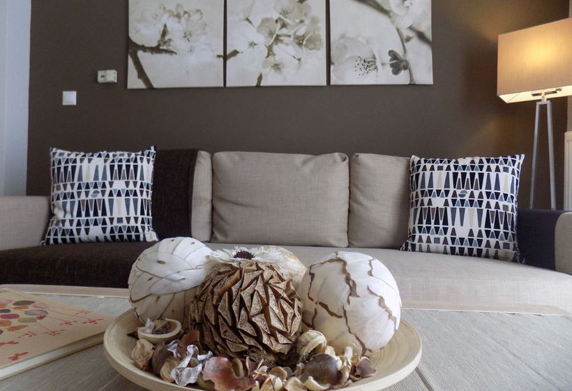 مُتل Emerald Tower Motor Inn