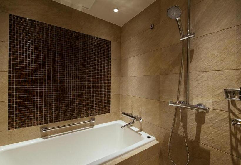 Oakwood Premier Tokyo