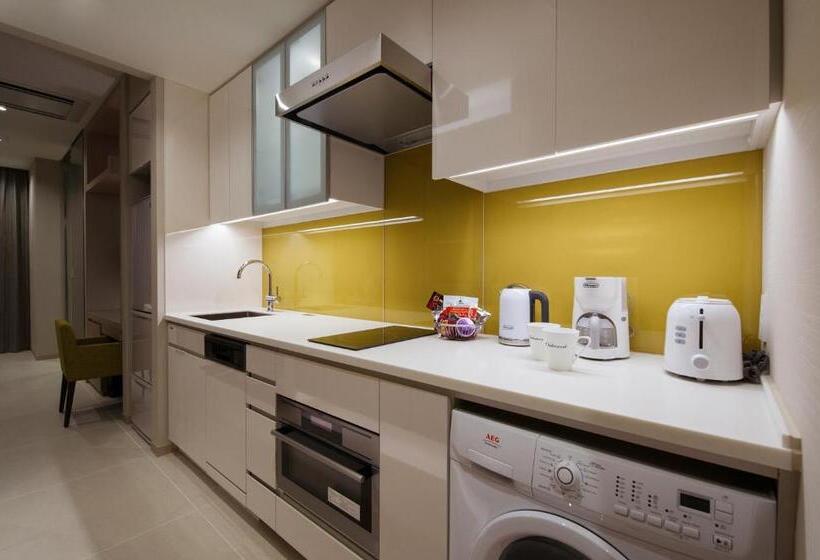 Oakwood Premier Tokyo