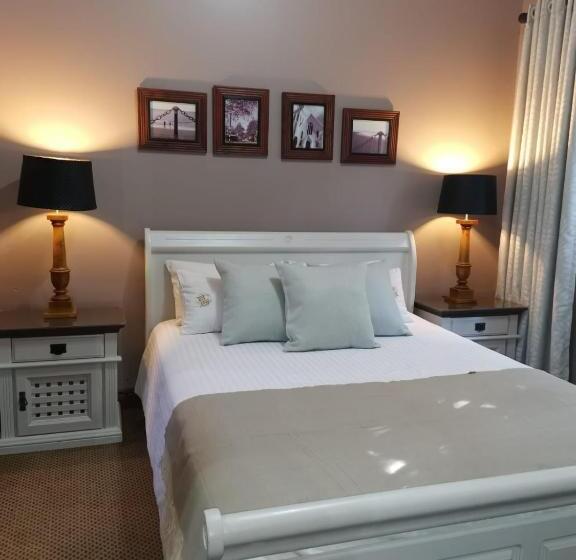 ペンション 2 Leafed Doors