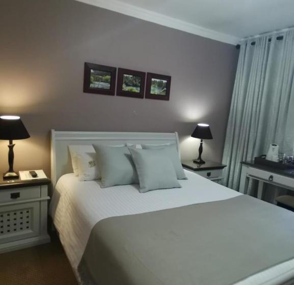 펜션 2 Leafed Doors