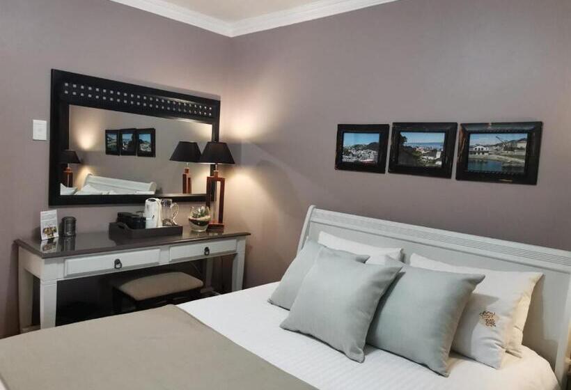 ペンション 2 Leafed Doors