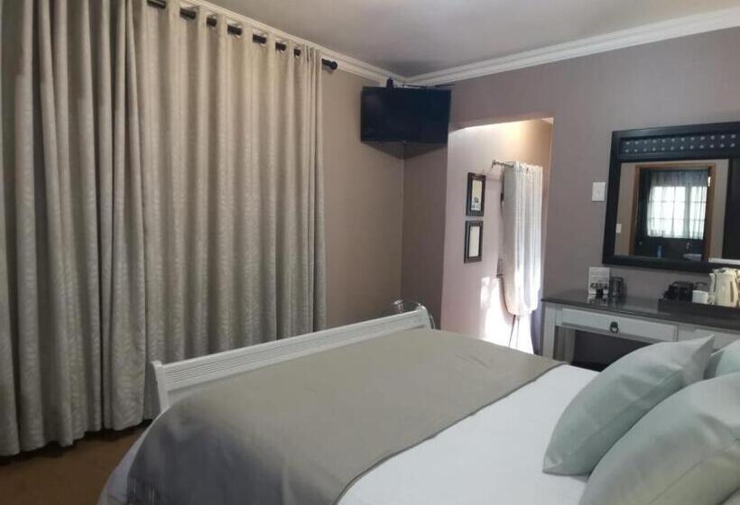 ペンション 2 Leafed Doors