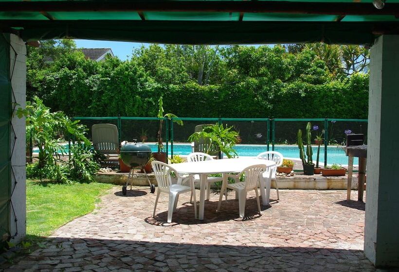 Пансион Aqua Marine Guest House