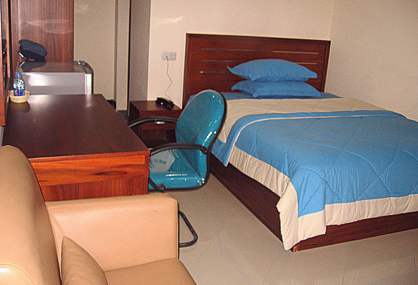 פנסיון Fontana Residencia Guest House