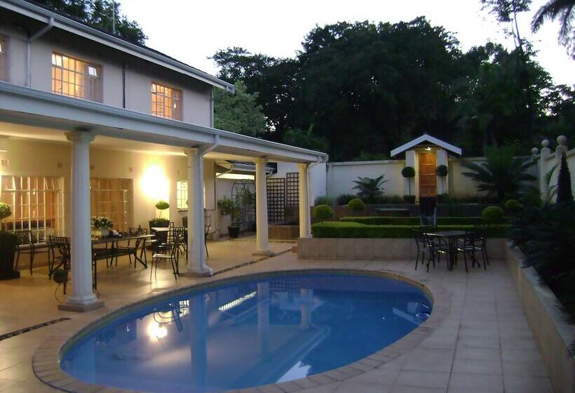 פנסיון La Barune Guest House