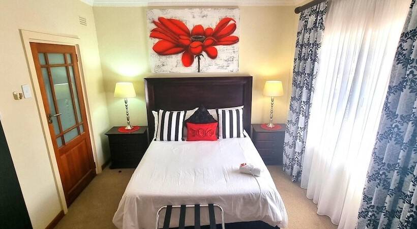 פנסיון La Barune Guest House