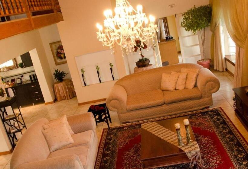 ペンション La Barune Guest House