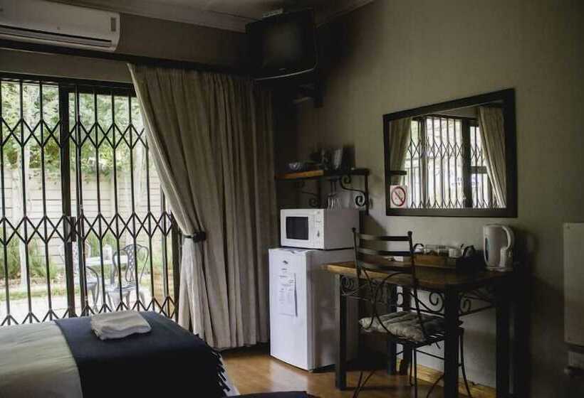 بنسيون Matanja Guesthouse