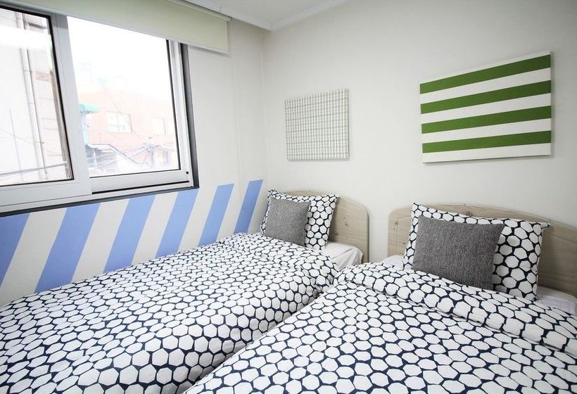 פנסיון Njoy Guesthouse