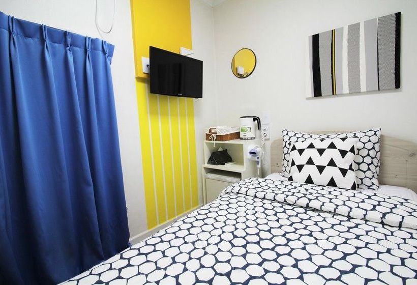 פנסיון Njoy Guesthouse