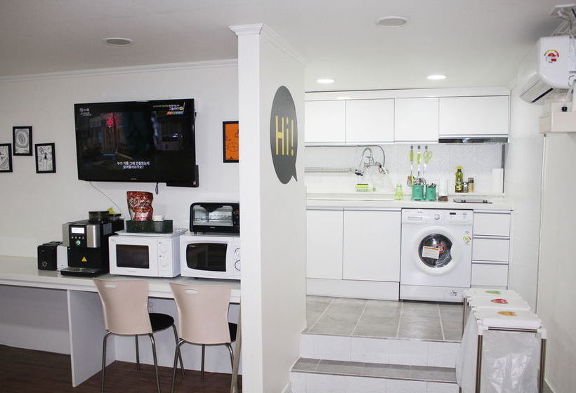 Pensão Njoy Guesthouse