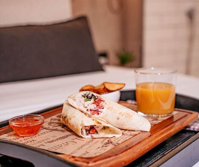 پانسیون One Luxury Suites