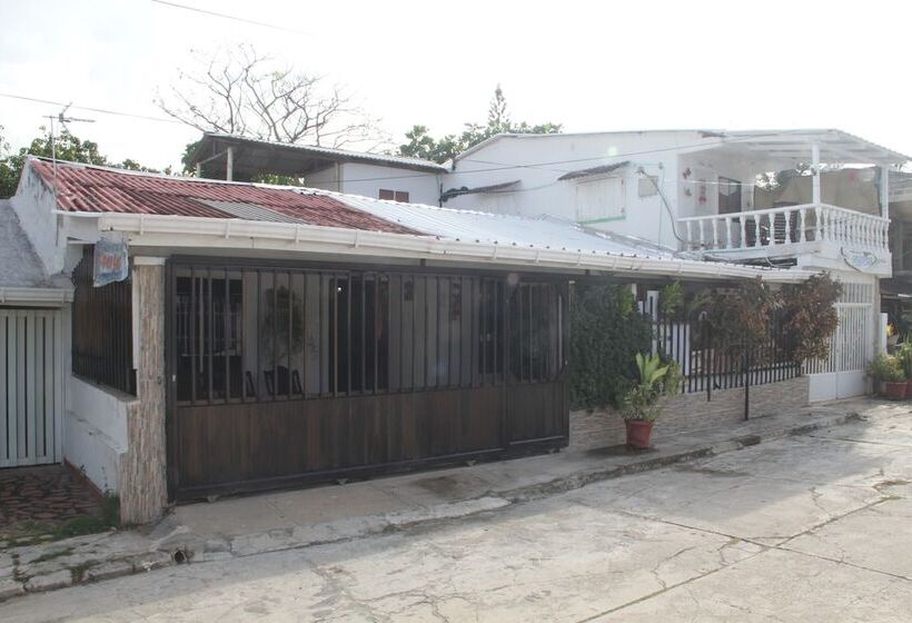 פנסיון Posada Nativa Green Sea Villa Hellen