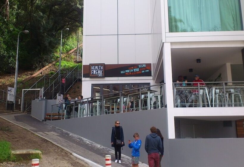 Quest Mounts Bay Road