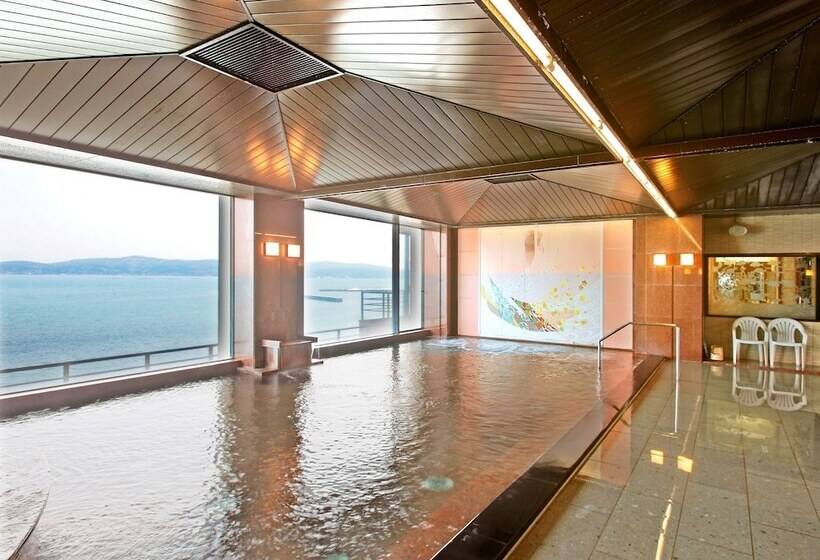 ریوکان Taoya Wakura