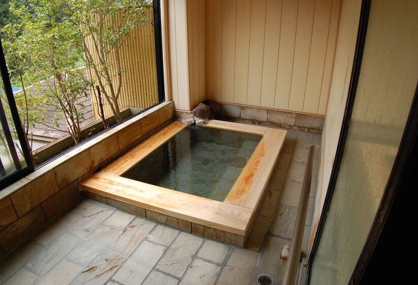 Sawatari Onsen Miyataya Ryokan
