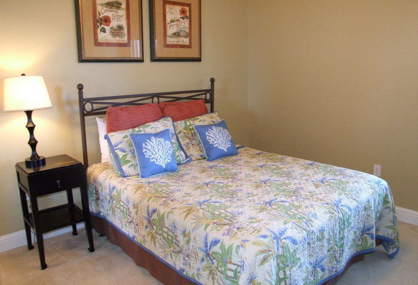 Lighthouse Condos By Hosteeva