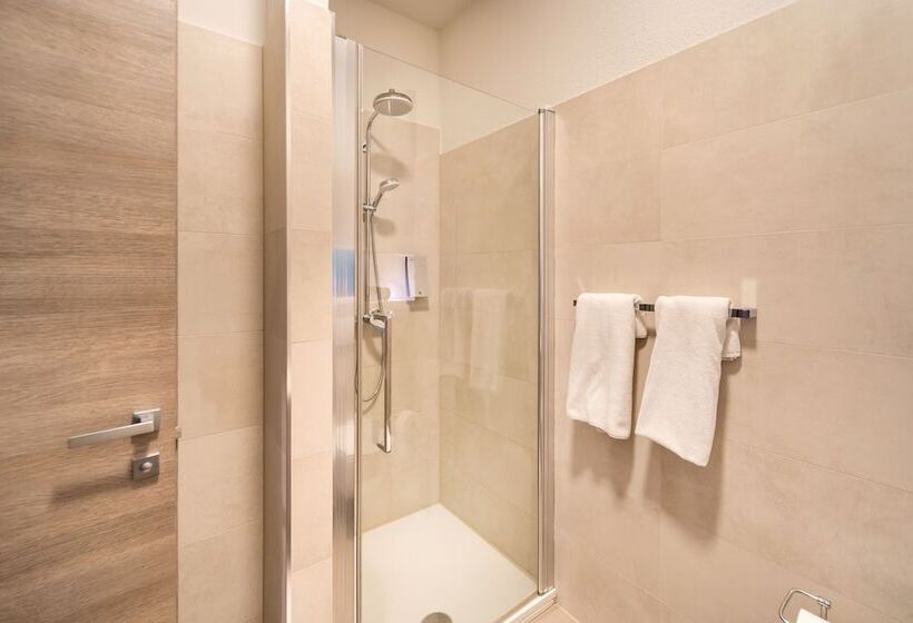 Tifani Luxury Rooms 2